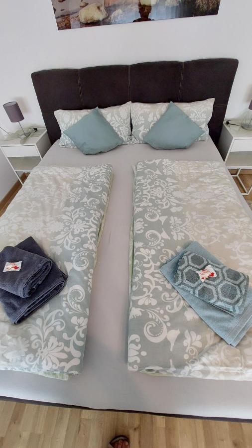 Esther Apartment Singen