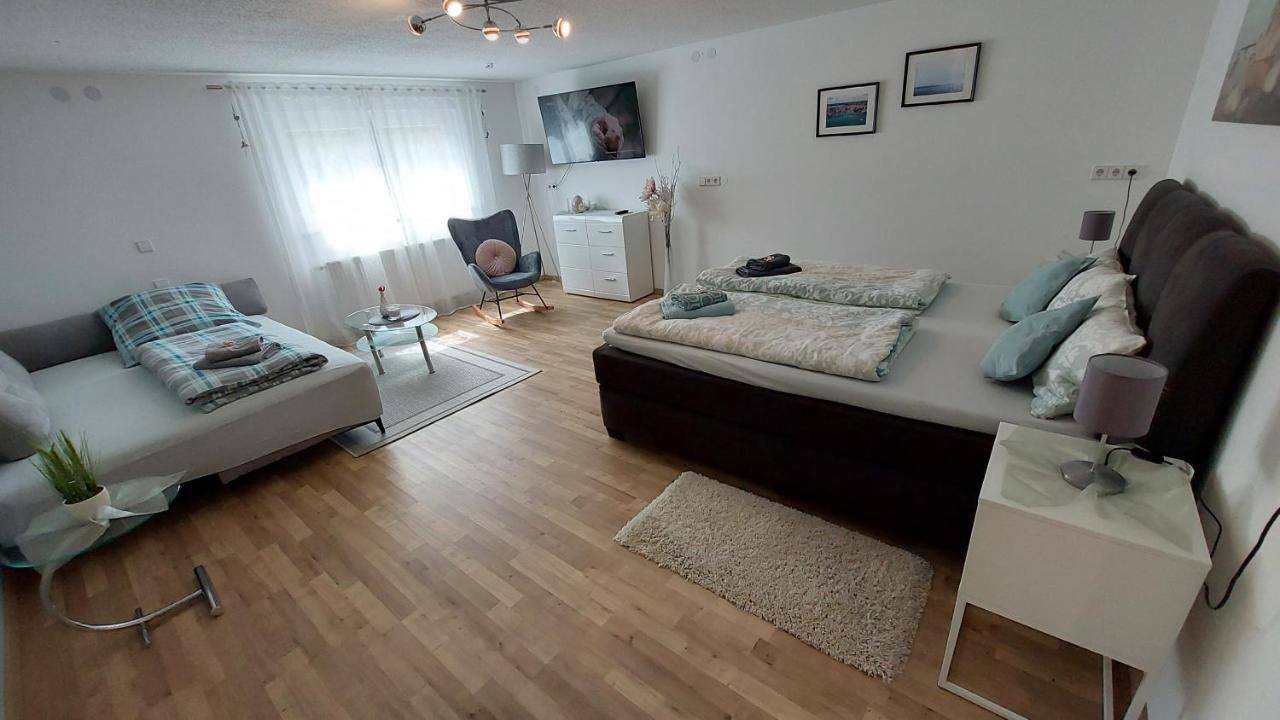 Esther Apartment *